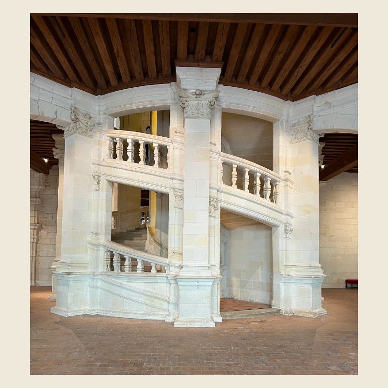 Escalier à double révolution