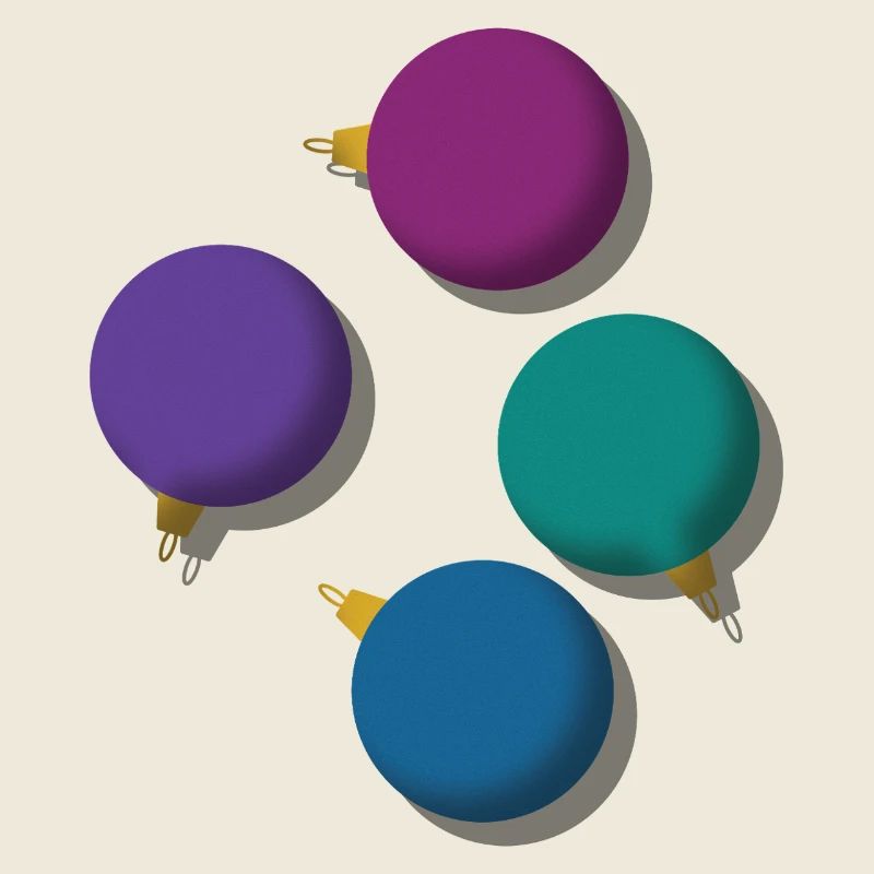 4 bunte Weihnachtskugeln 