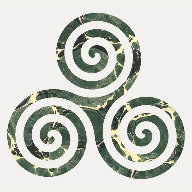 Celtic symbol triskele e 226