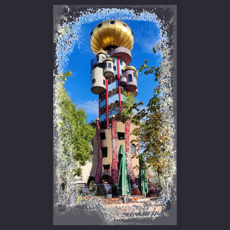 Hundertwasserturm beim Kuchlbauer