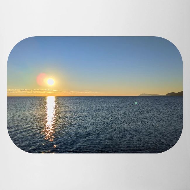 Depuis la plage de l'Almanarre, l'horizon