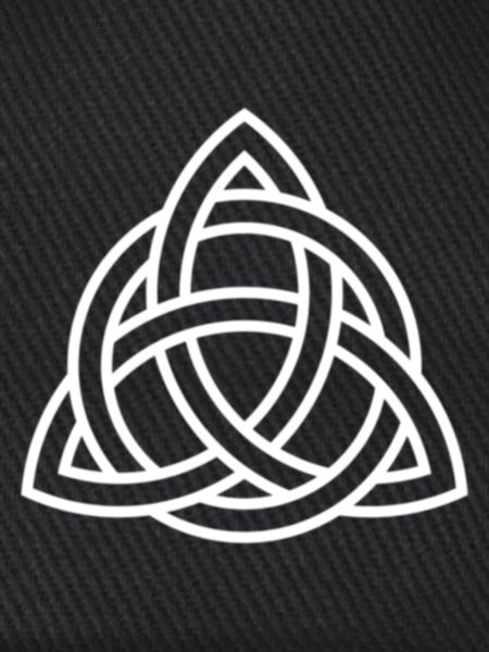 Celtic Triquette Knot Eternity – Weiß