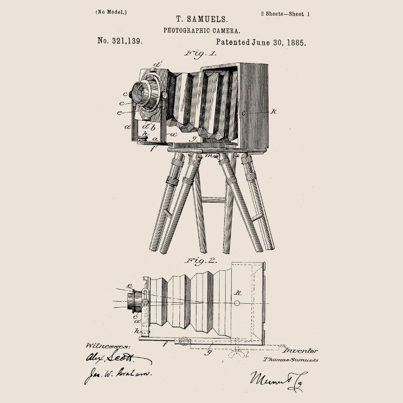 Vintage Camera Old School Design