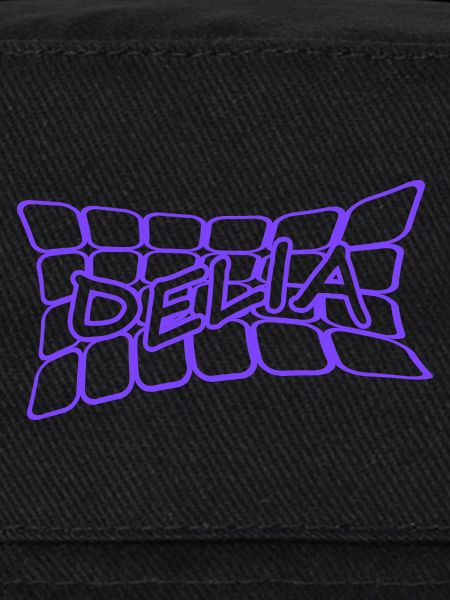 Nom : Delia