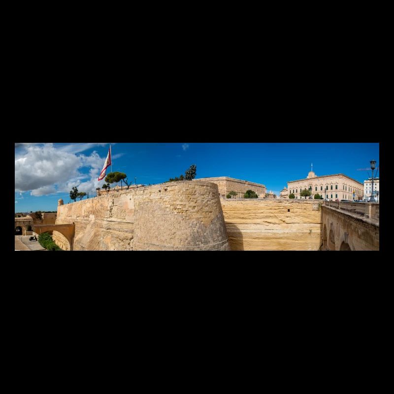 Valletta (il-Belt Valletta) massive fortification
