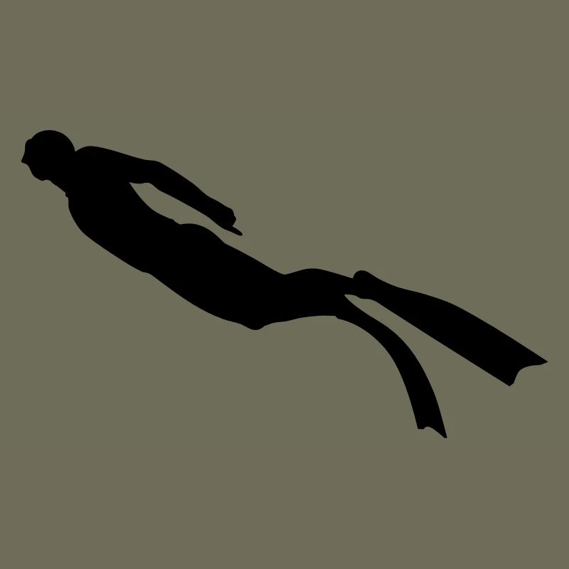 Diver freediving 2