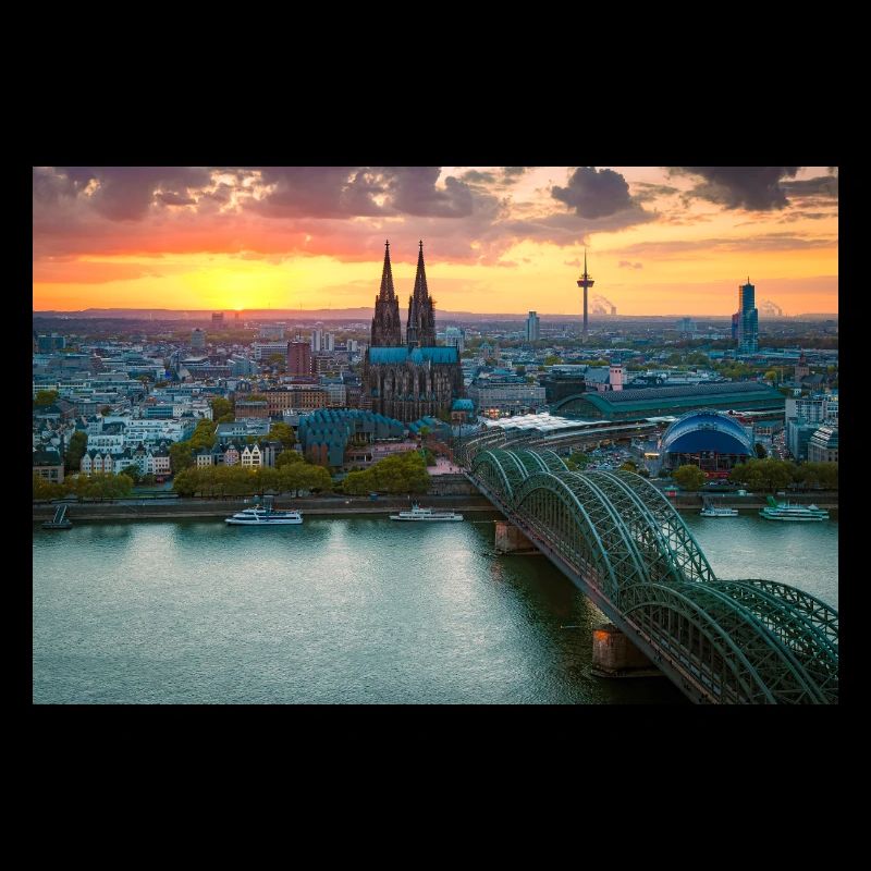 Kölner Dom im Abendlicht