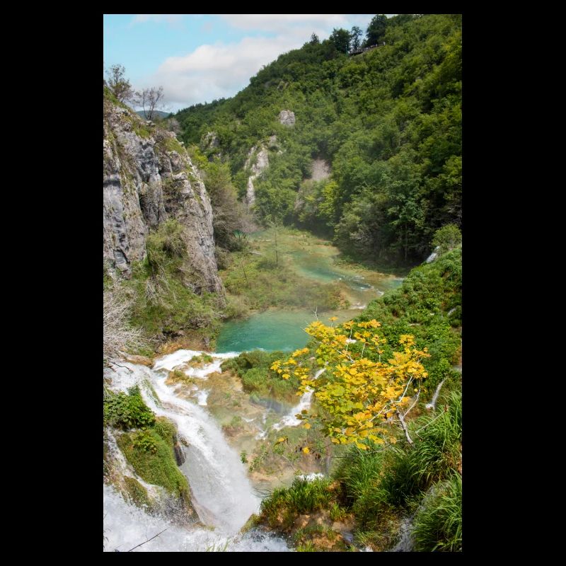 Cascade de Veliki Slap dans les lacs de Plitvice