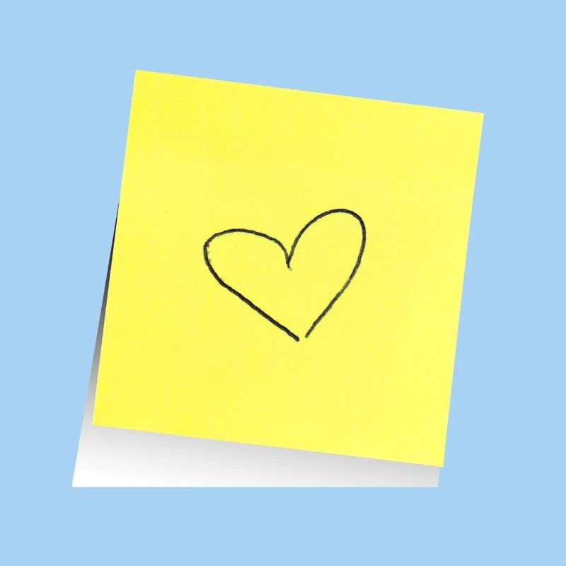 feuille de note jaune , adhésif , coeur , amour