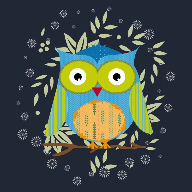 Hibou patchwork élégant sur une branche dans une mer de feuilles