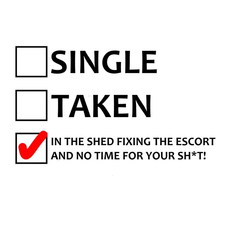 Dans le hangar fixant l'escorte!