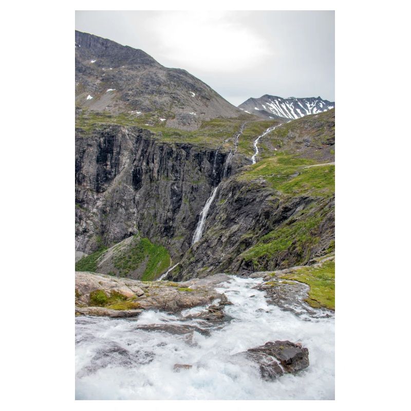 Trollstigen Tverelva Stigfossen Trollstigen