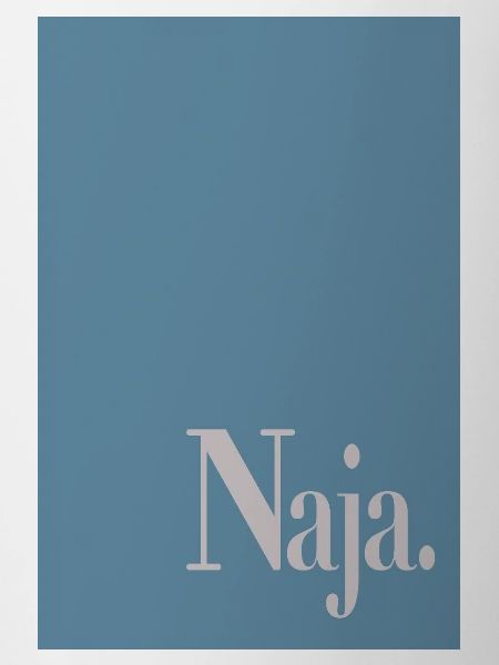 Statement Poster mit Wortkunst „Naja.“