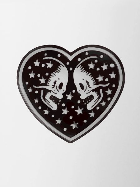 Skulls Dead Lover Heart
