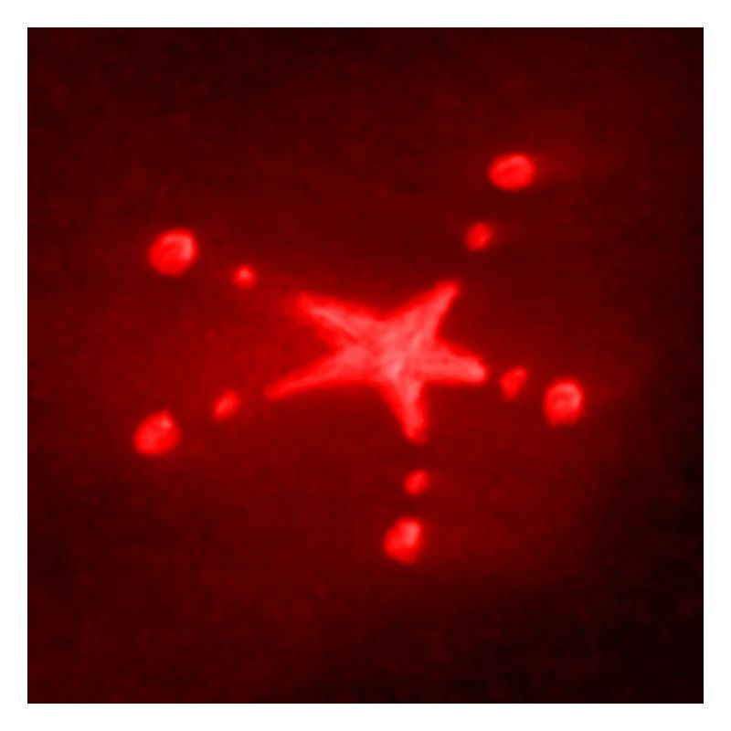 ÉTOILE ROUGE