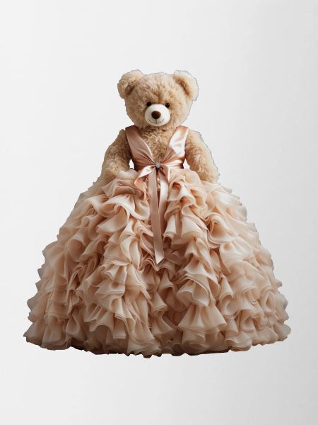 Teddybär im Brautkleid