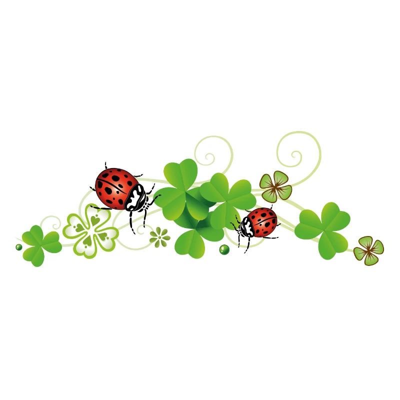 Trèfle, trèfle chanceux avec des coccinelles.