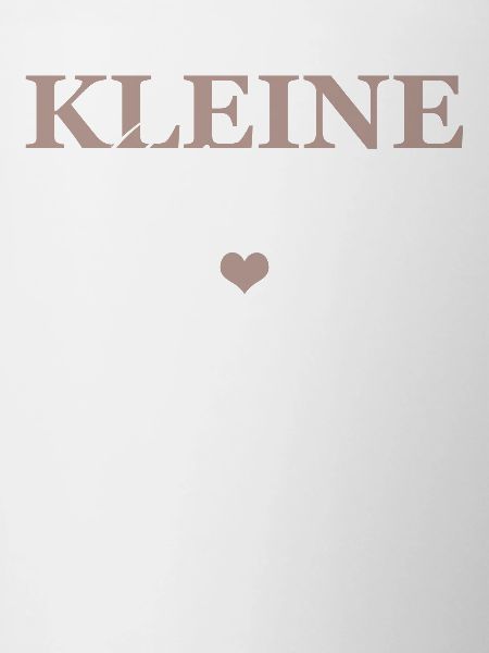 Kleine Schwester