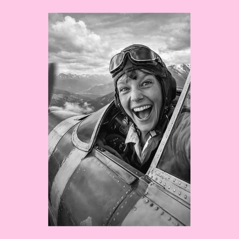 Amelia Earhart Selfie