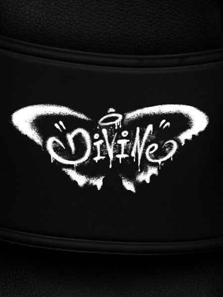 Grunge-Schmetterling – Mystische Transformation