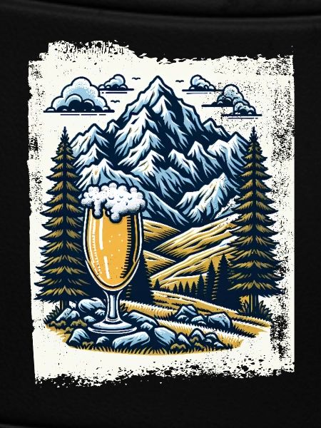 Bergpanorama mit Bierglas