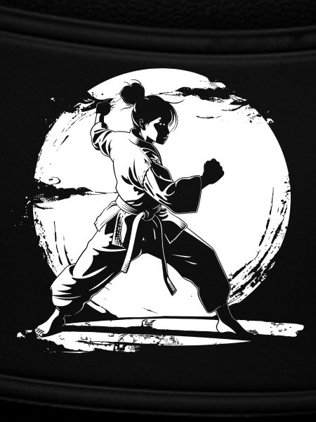 Karate Mädchen Zeichnung