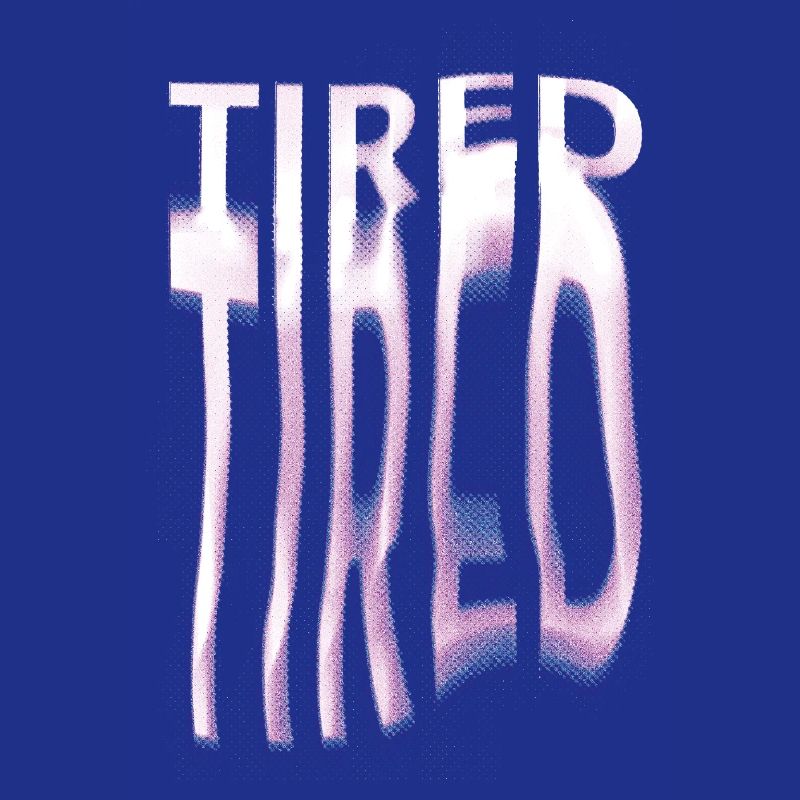 TIRED – Une esthétique déformée pour les insomniaques