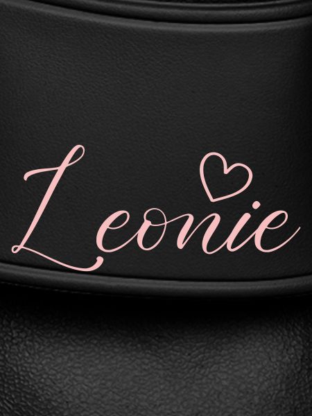 Leonie Name