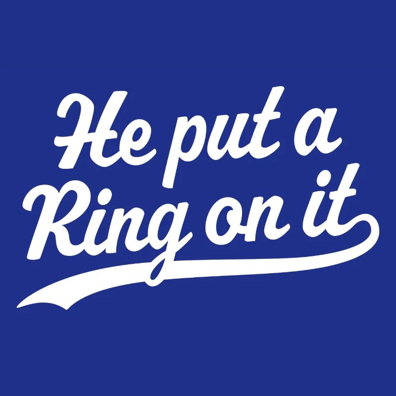 Er steckte einen Ring daran