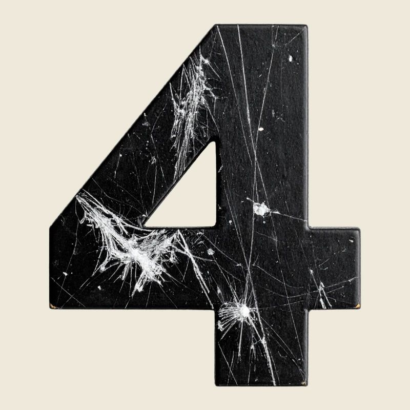 Black four-scratch pattern