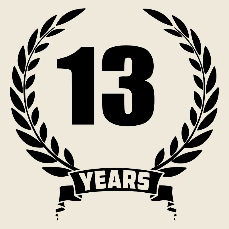 Lauwerkrans 13 years with number and banner year