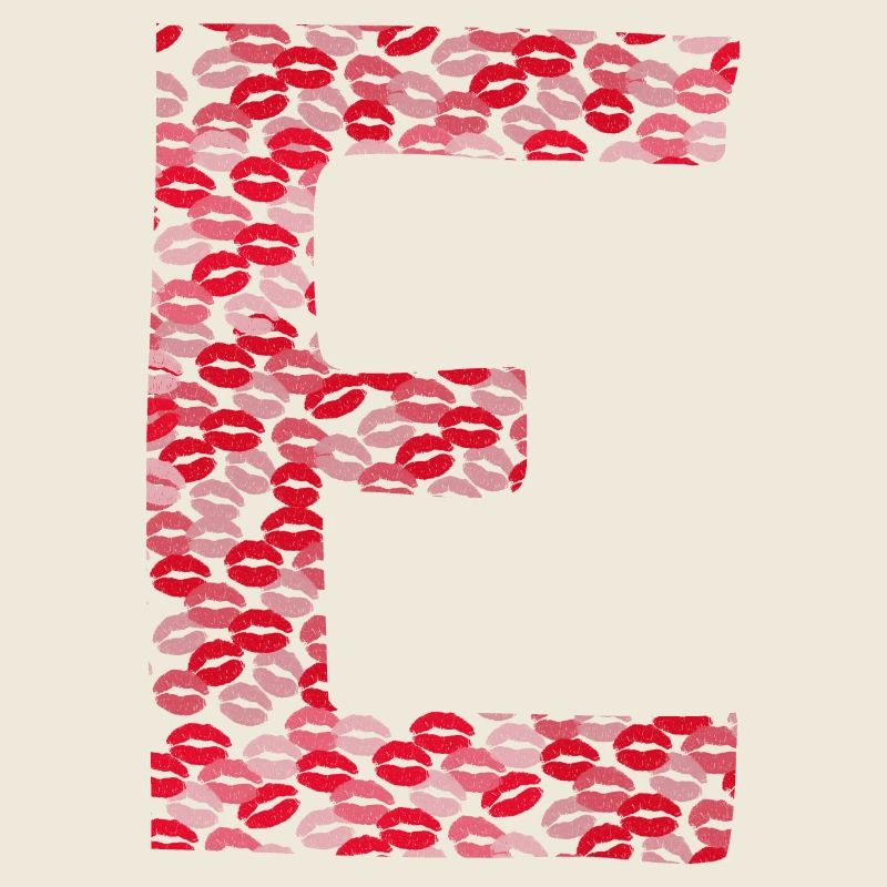 Letter E - tshirt kisses