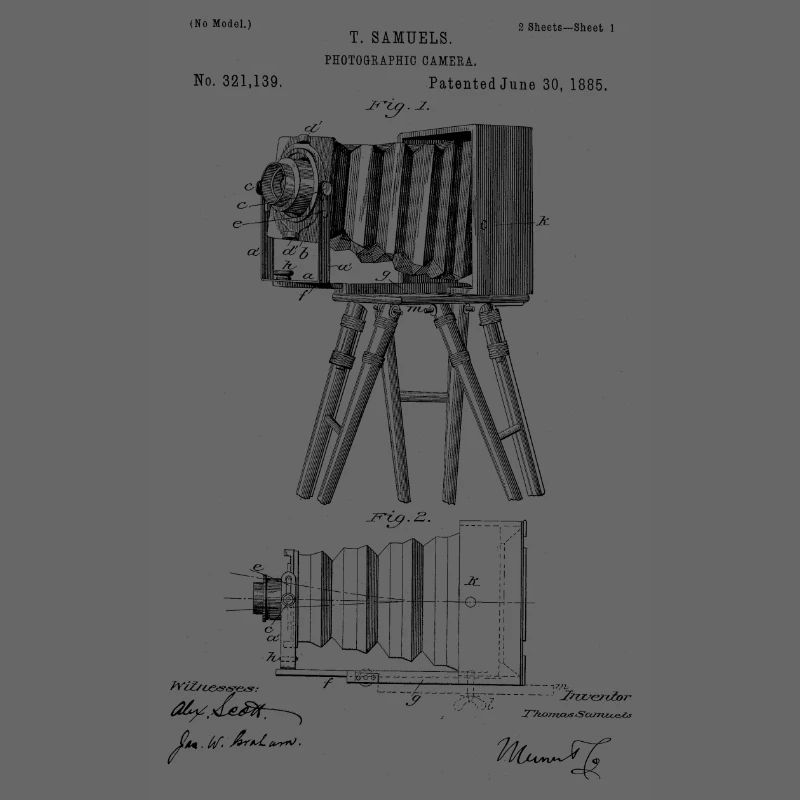 Vintage Camera Old School Design