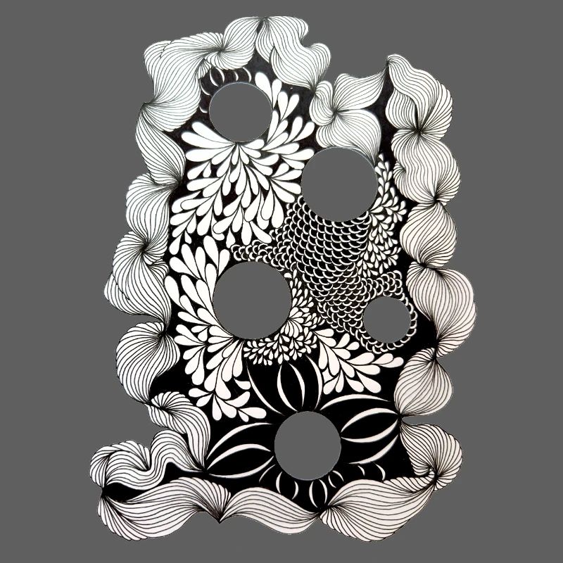 Black Flower Ring Pattern