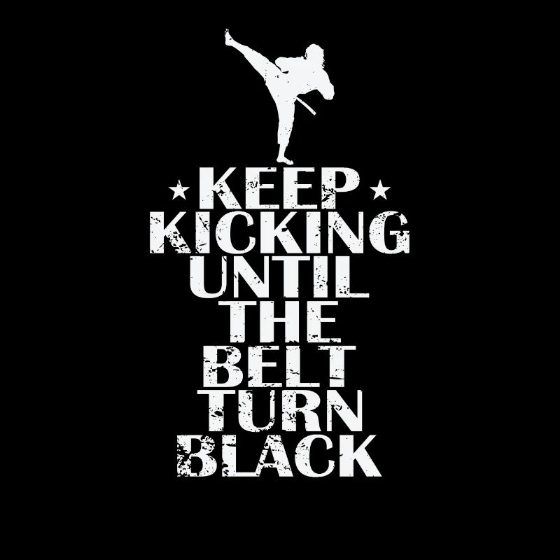 Continuez à donner des coups de pied jusqu’à ce que la ceinture devienne noire Taekwondo