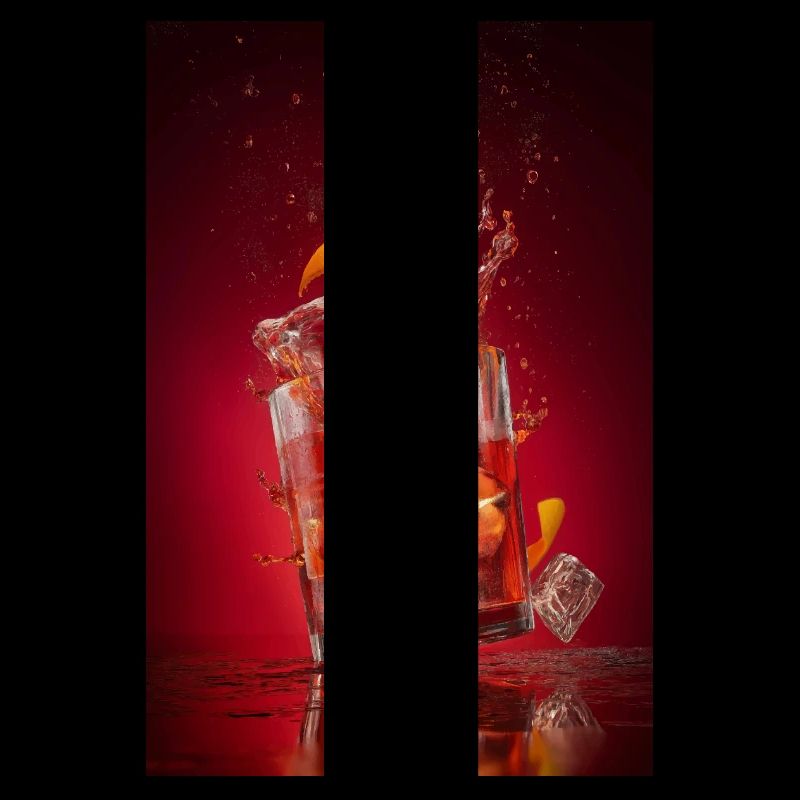 Splashing Negroni Cocktail