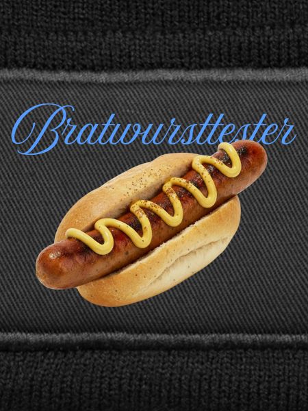 Deftiger Hotdog mit Senf