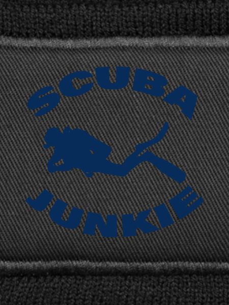 SCUBA JUNKIE