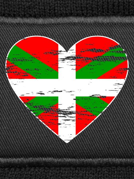 Basque flag heart used