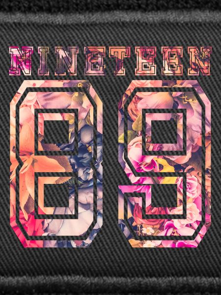 NINETEEN 1989 B