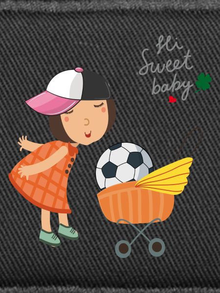 Kleines Mädchen mit Fußball