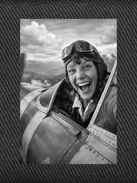Amelia Earhart Selfie