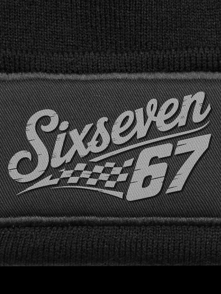 Six Seven Schachbrettflagge