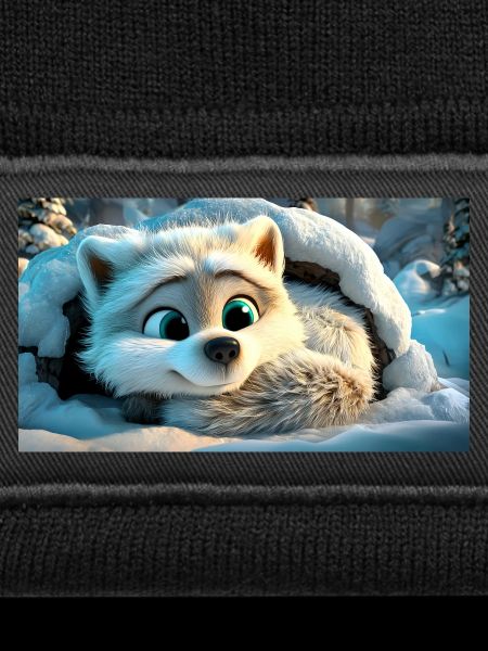 Flauschiger Polarfuchs im Schnee