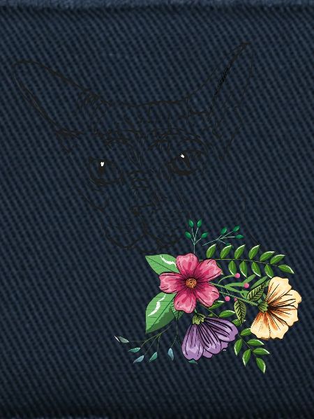 Katze mit Blumen