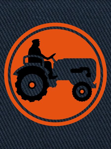 bauer_mit_traktor_032013_a_2c