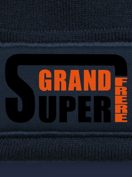 Super großer Bruder