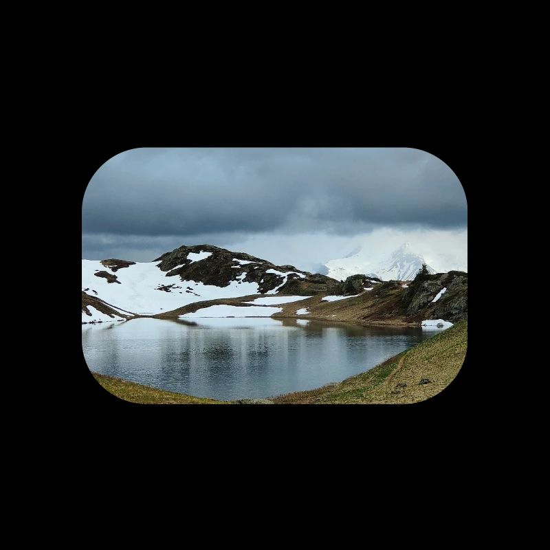 Lac rond en Oisans