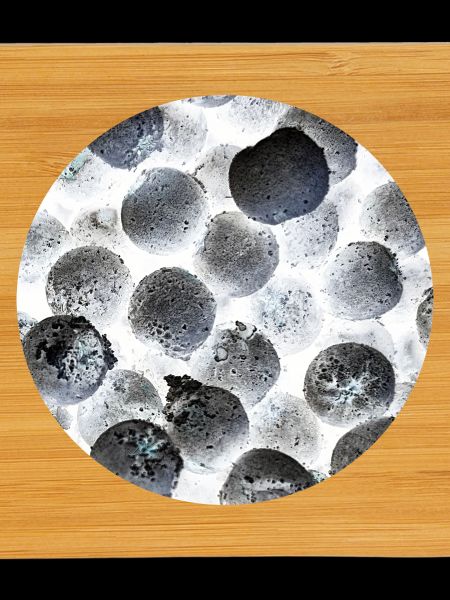 Minimalist Frozen Berry 