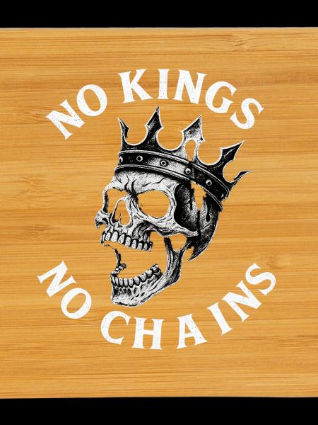 No Kings No Chains Skull